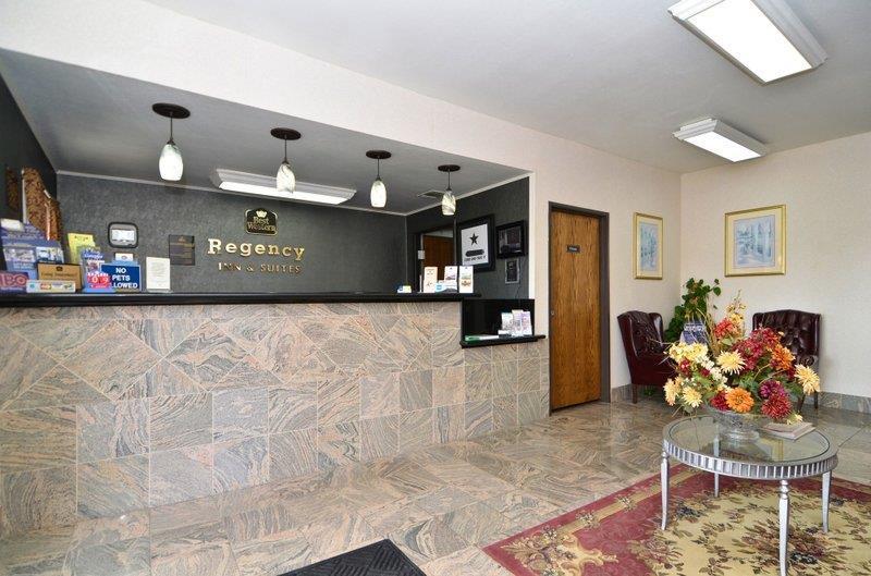 Best Western Regency Inn&Suites Gonzales Interieur foto