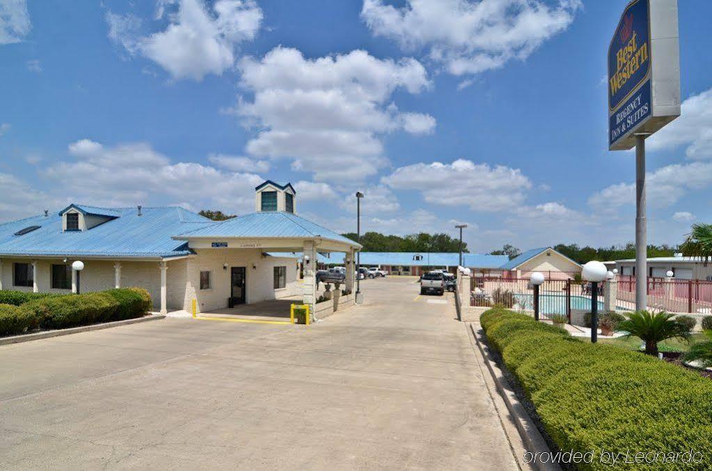 Best Western Regency Inn&Suites Gonzales Buitenkant foto