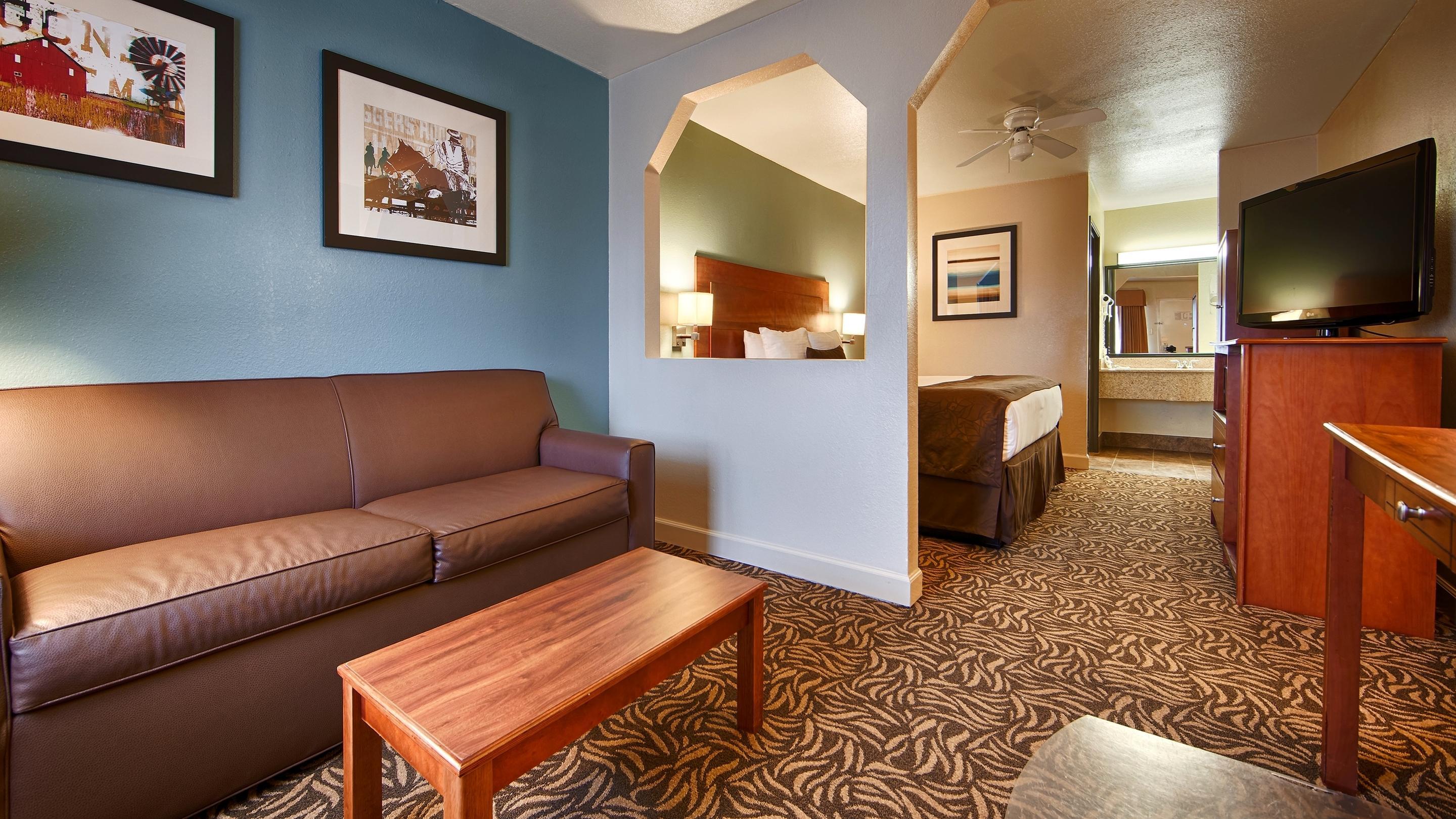 Best Western Regency Inn&Suites Gonzales Buitenkant foto