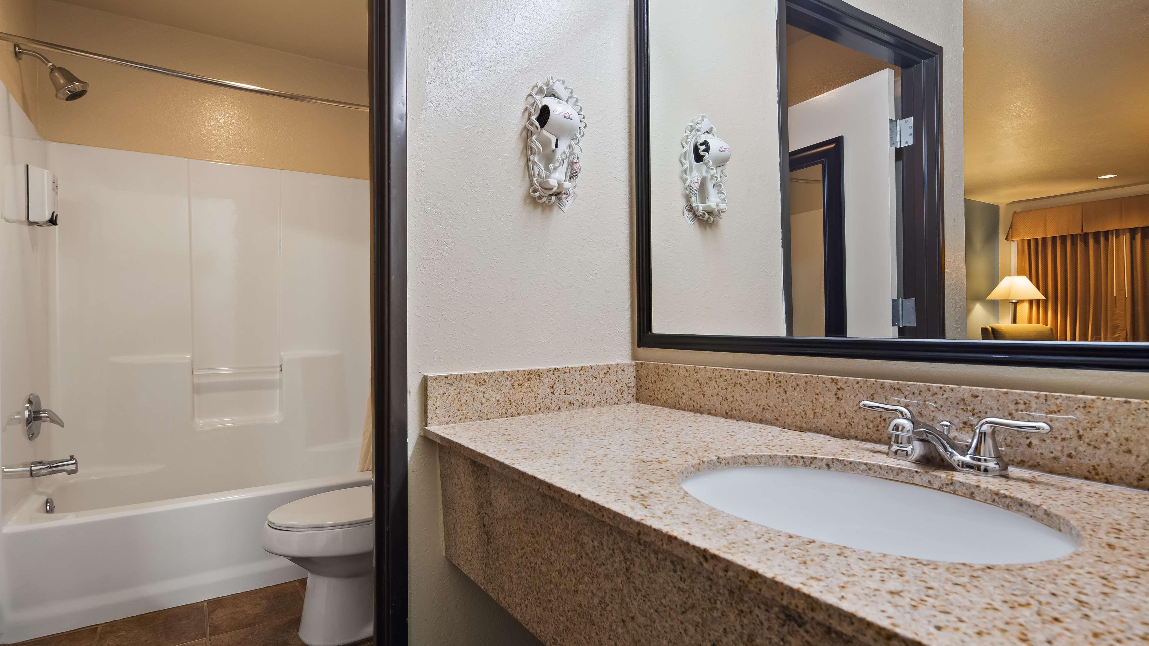Best Western Regency Inn&Suites Gonzales Buitenkant foto